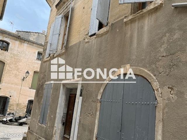 Uzès Hyper Centre Bel Appartement 70M2 immeuble ancien