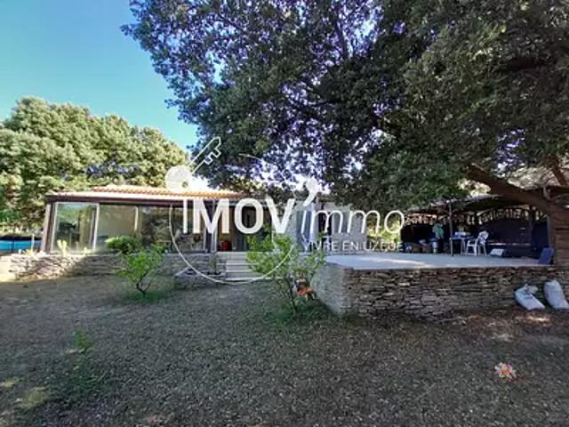 Uzès 30700 Achat / Vente maison 5 pièces t5 piscine parking