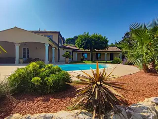 Uzès 30700 Achat / Vente maison 6 pièces t6 piscine jardin