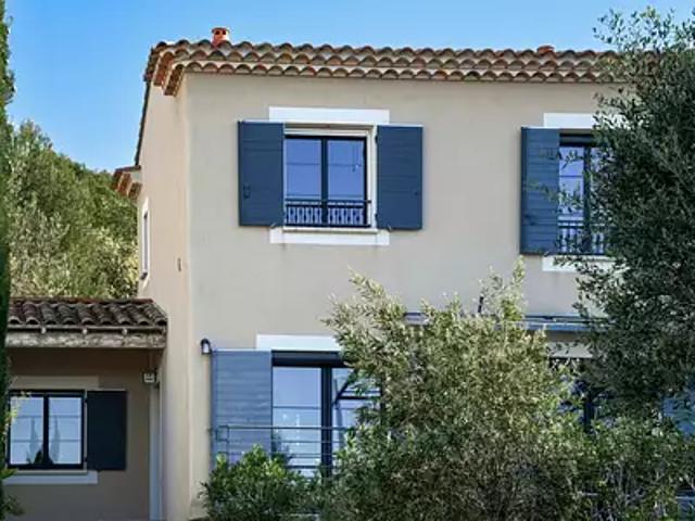 Uzès 30700 Achat / Vente maison 7 pièces t7 piscine