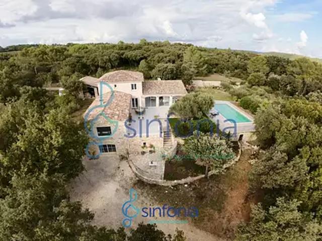 Uzès 30700 Achat / Vente maison 8 pièces t8