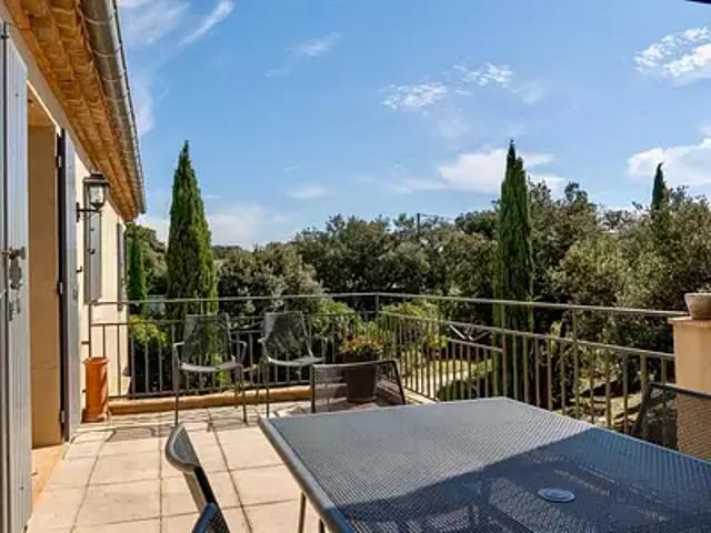 Uzès 30700 Achat / Vente maison 8 pièces t8 piscine jardin