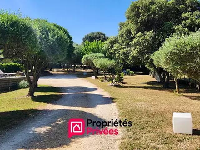 Uzès 30700 Achat / Vente maison 10 pièces t10 terrasse