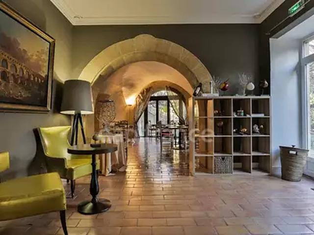 Uzès 30700 Achat / Vente maison 22 pièces t22 cave