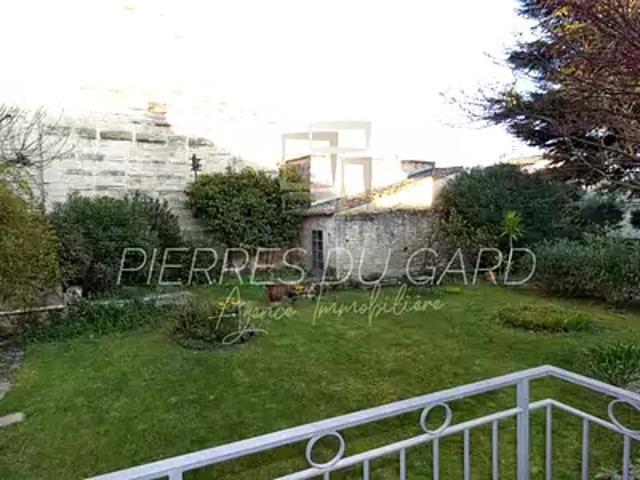 Uzès 30700 Achat / Vente appartement 2 pièces t2 au dernier étage