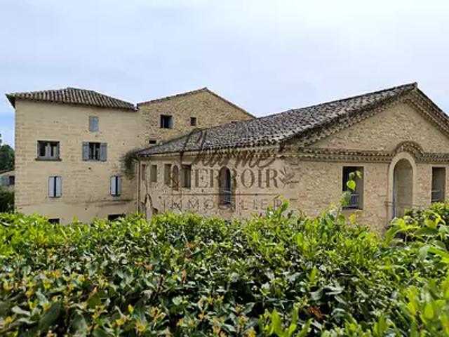Uzès 30700 Achat / Vente appartement 3 pièces t3