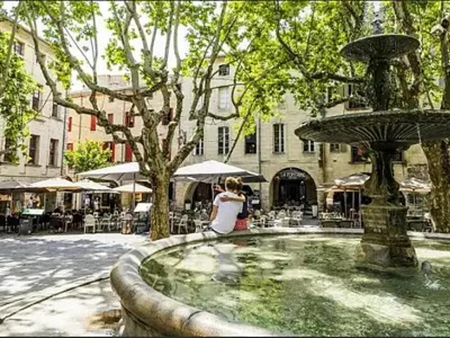 Uzès 30700 Achat / Vente divers