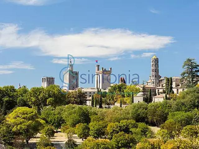 Uzès 30700 Achat / Vente divers