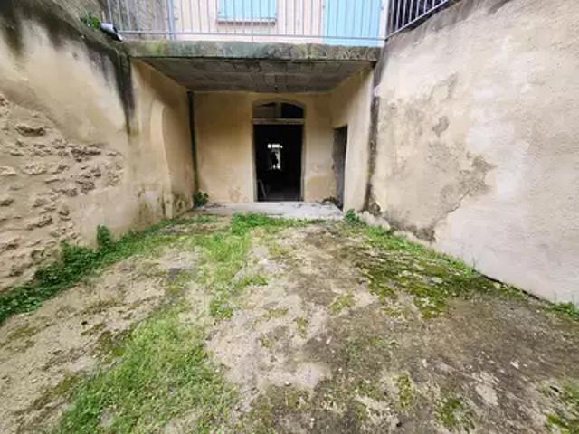Uzès 30700 Achat / Vente divers 2 pièces