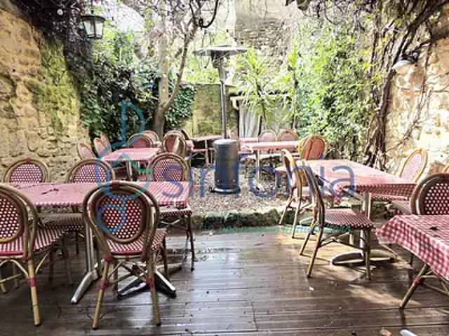 Uzès 30700 Achat / Vente divers