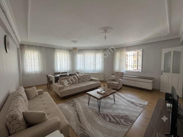 Üzümcü Okulu Eski İzmir Caddesi Yürüme Mesafesi 140 M2 Kiralık