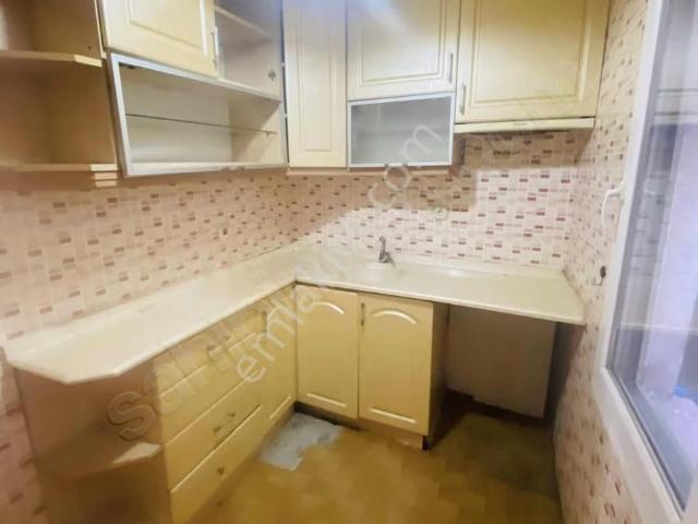 Üzümcü Okulu Ve Bozyaka Hastane 2 Dk Klasik Müstakil Kiralık 2+1