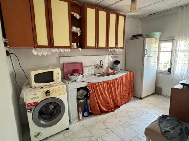 Uzunderede 301 M2 Bahçeli Satılık Müstakil
