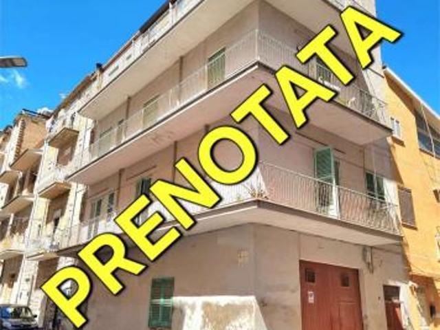 V004379 VENDESI CASA SINGOLA 300 MQ A FAVARA