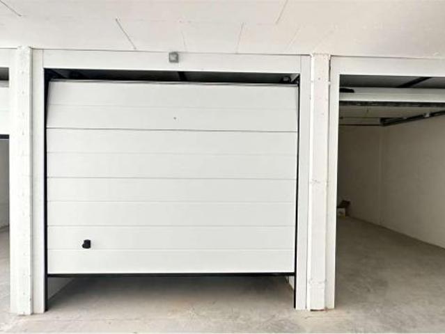 V000377 ZONA CLARINA VENDESI GARAGE NUOVI