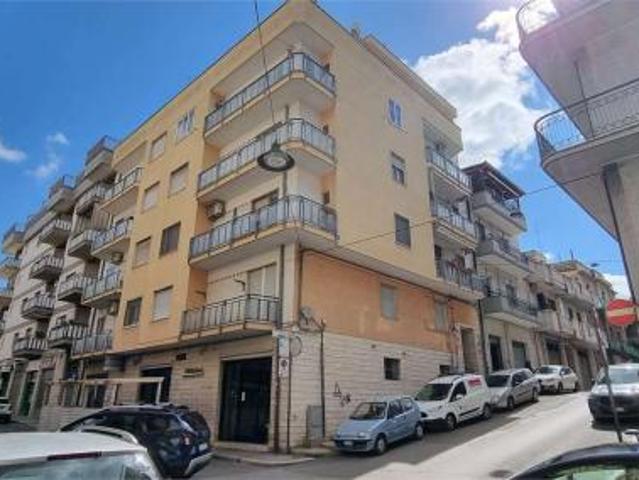 V000737 Quadrilocale a Gravina in Puglia