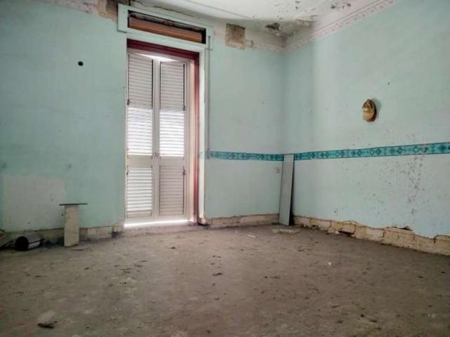 V000778 Appartamento allo stato rustico