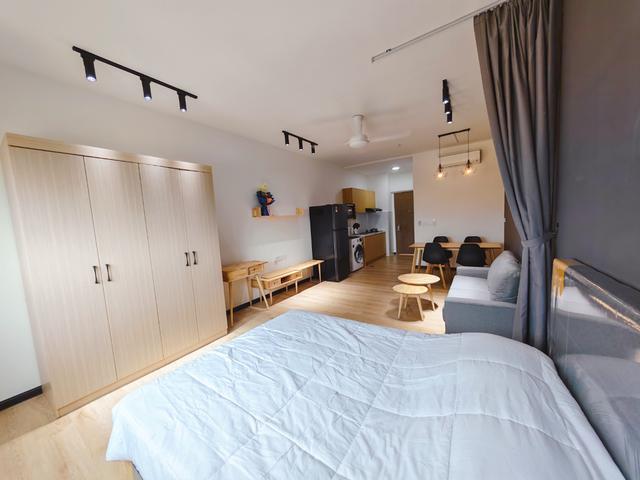 V21 Studio Condominium For Sale