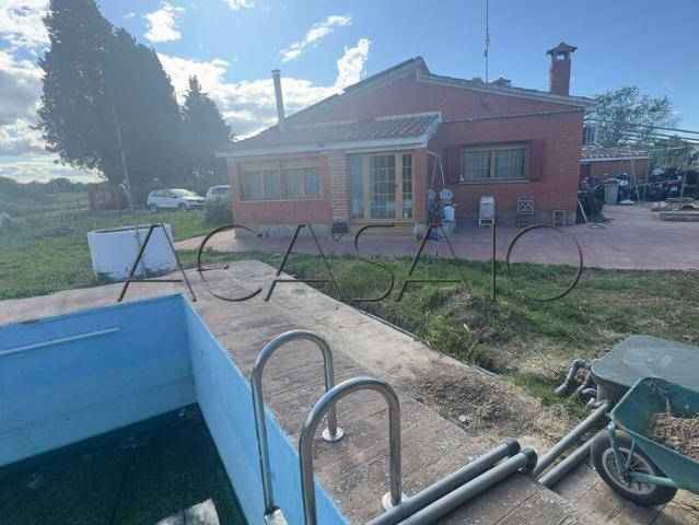 V2831 ESCPECTACULAR CASA EN CHINCHON