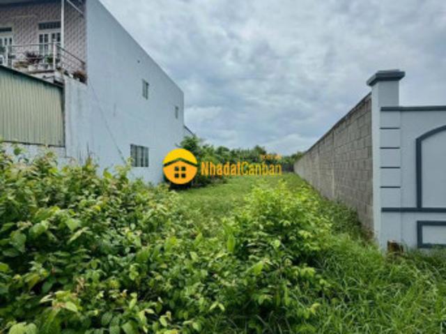Vỡ nợ cần bán gấp lô đất full thổ cư 249m2 nhựa thái mỹ giá 750 triệu