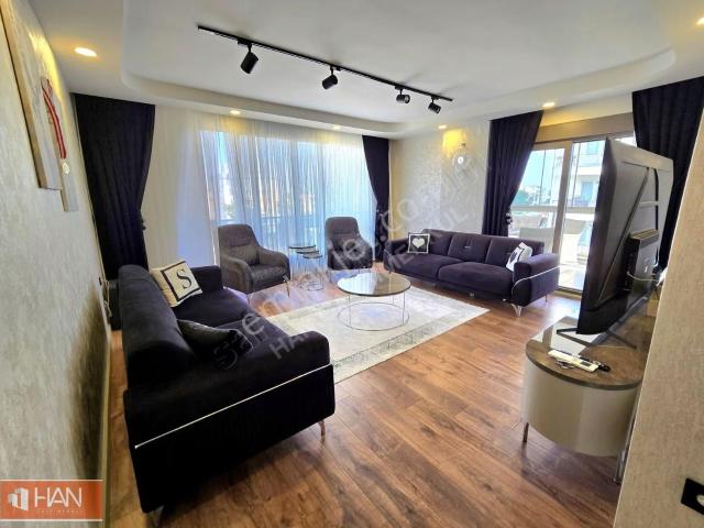 V.aydoğmuş'ta Piyasanın En Güzel Dairesi Havuzlu 140 M2 3+1