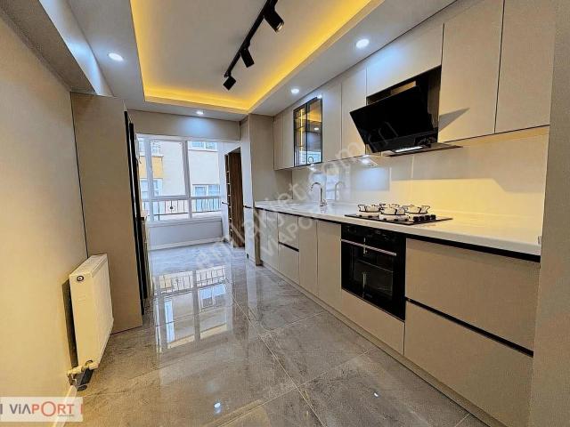 Vıaport'tan Etimesgut İstasyon Mahallesi 125 M² 3+1  Ful Yapılı