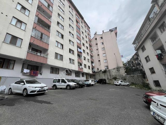 Vıp Gayrimenkul'den Yenicuma 'da Asansörlü 3+1 Kiralık Daire