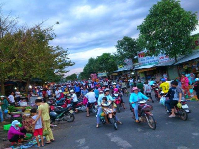 Về Quê Bán Rẻ 680tr/Lô Đất Thổ Cư Khu Chợ, Trường Kđt Mới Bd