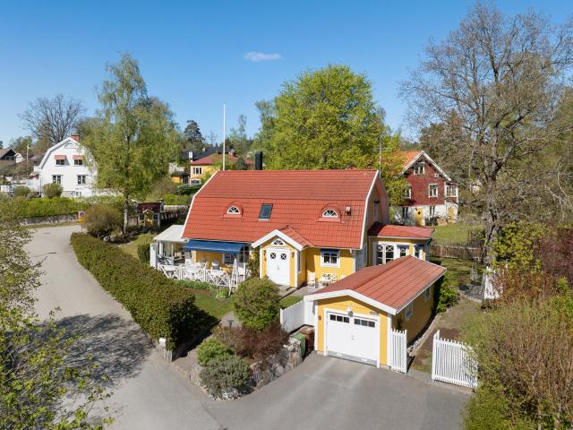 Våråsvägen 1
