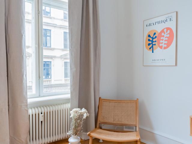 Værelse i flot, nyrenoveret Frederiksberg lejlighed