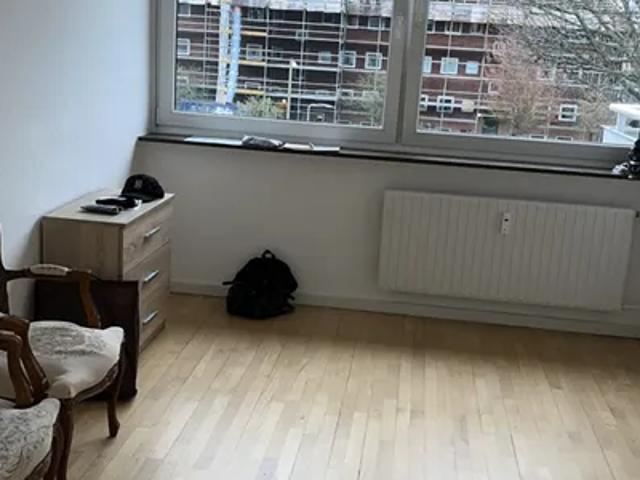 Værelse til leje i centrum af Glostrup. Bright and Spacious Room for Rent in Glostrup: Close to Station