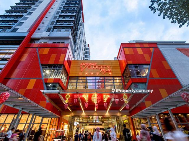 V Residence 2 @ Sunway Velocity, Cheras