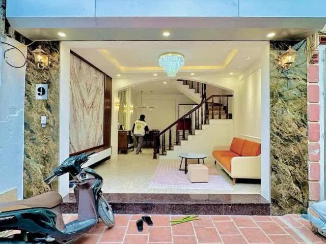 Vị trí vàng! Nhà 4 tầng 35m², Trương Định, Hoàng Mai Chỉ 6.8 tỷ!