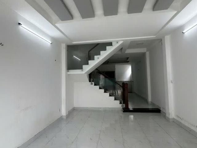 Vị trí vàng – Nhà đẹp sẵn ở – Sổ hồng riêng – Không mua là tiếc chỉ 4,5 tỷ diện tích 66,4m2