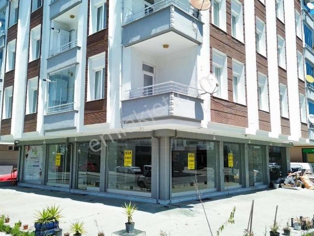 Vızyon'dan Karşıyaka Cadde Üzeri Satılık İş Yeri