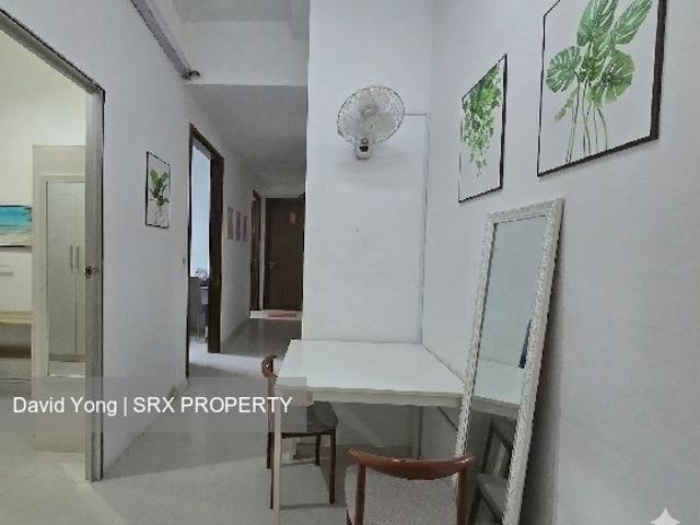 Va Residences D12, Apartment