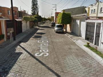 VANTA DE CASA EN SANTA MONICA QUERÉTARO