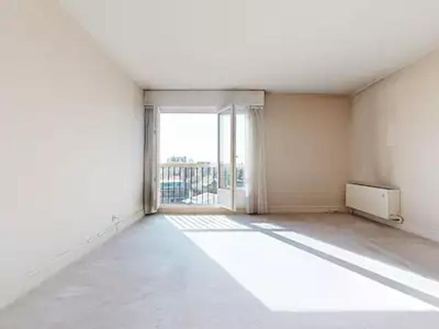 Vanves 92170 Achat / Vente appartement 3 pièces t3 au dernier étage cave