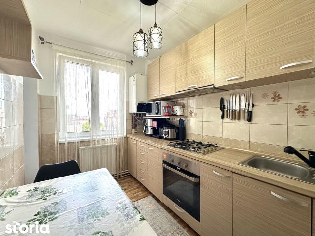 Vânzare apartament 3 camere mobilat, parcare inclusă, Cartier Noua