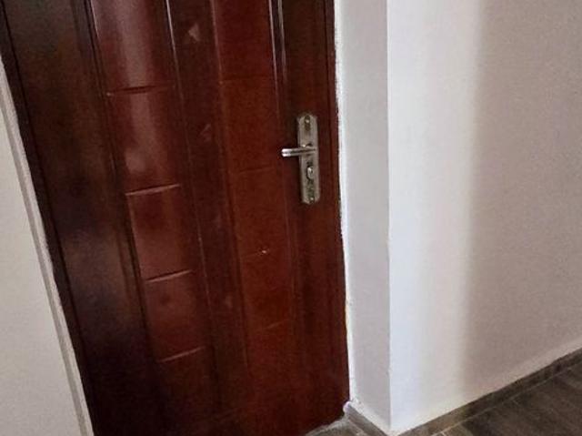 Vanzare apartament 3camere, Aleea Grivita, micro 8 Târgoviște
