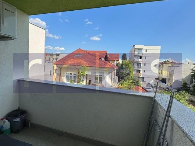 Vânzare apartament 2 camere – Calea Moșilor