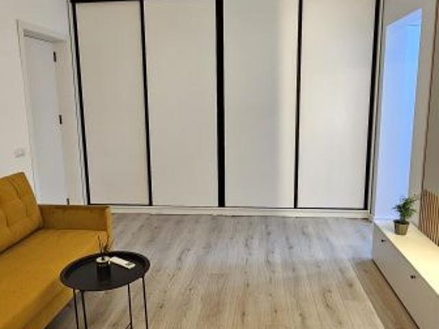 Vanzare | Apartament 2 camere | Favorit |