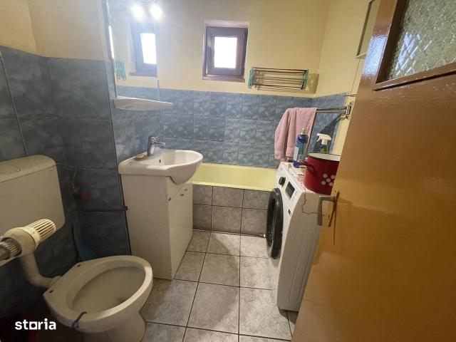 Vanzare Apartament 4 camere zona Republicii Caraiman