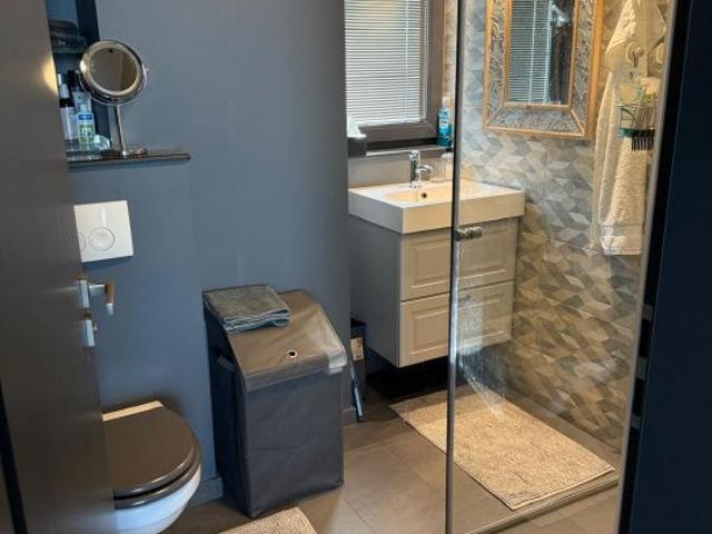 Vanzare Apartament Bulevardul Mamaia vedere lac si parcare