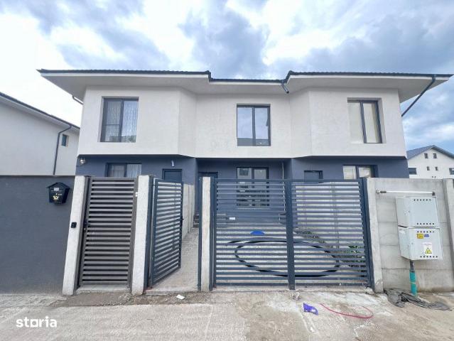 Vanzare Casa tip triplex/unitate mijloc/3 camere id nr 50