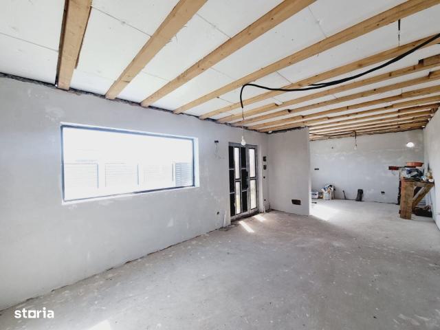 Vanzare Vila P+M la gri in Sat Costi 500mp