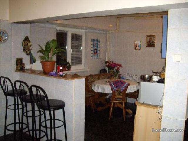 Vanzari Apartamente 4 camere Bucuresti, Sector 6