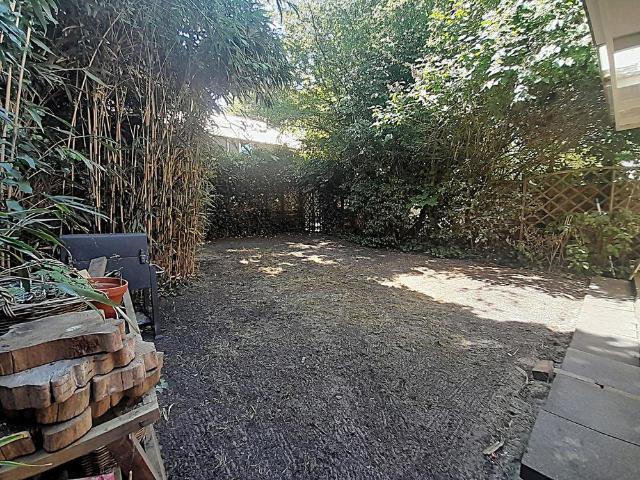 van der Helstpark 51, Muiderberg