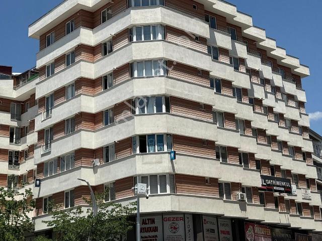 Van / İpekyolu Zübeyde Hanım Caddesinde Satılık 1+1 Eşyalı Daire