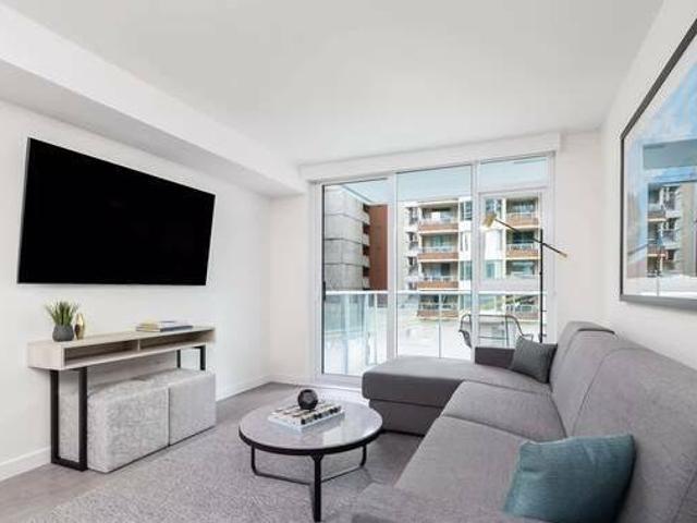 Vancouver Furnished Condo Rental PetFriendly 2 Bed 1 Bath Luxury Suite in Downtown Vancouver